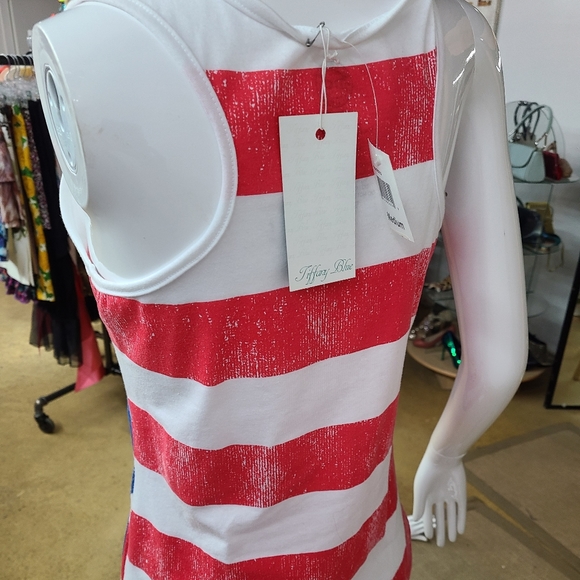 NWT DC COMICS Tank Top - Picture 5 of 9